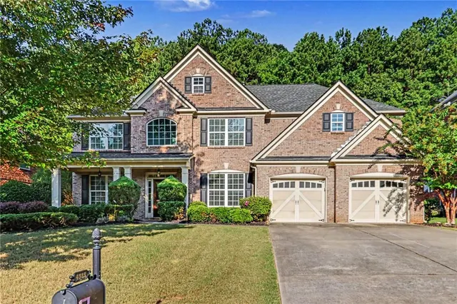 Popular Brandon Hall Ph 04 Real Estate