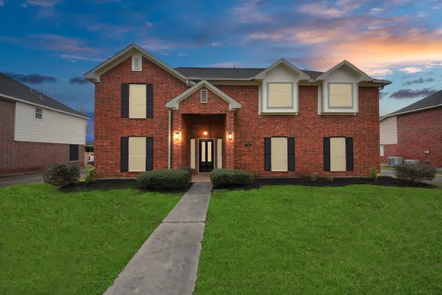 Popular Briarglen Sec 3 Real Estate