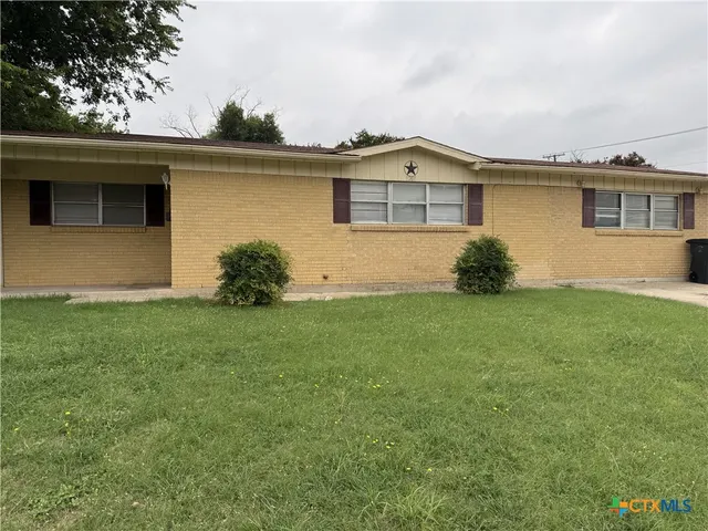 Cheap Pershing Place Real Estate