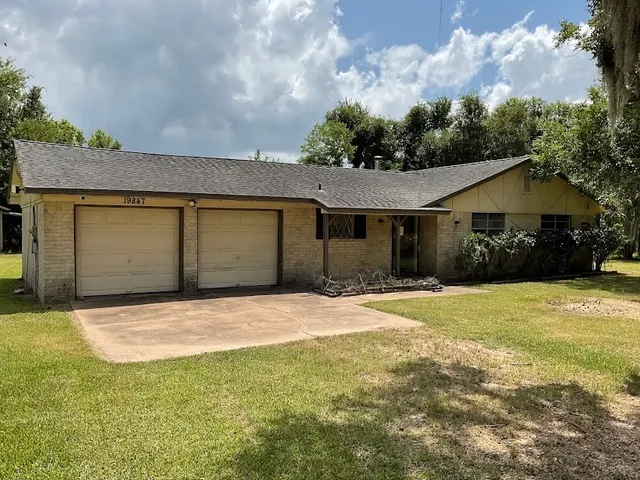 Popular Pecan Ranch Estates Real Estate