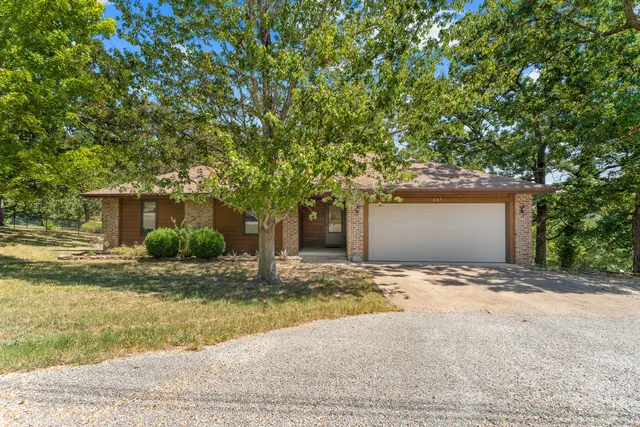 Popular Oak Shadows Real Estate