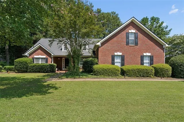 Popular Apalachee Crossing Real Estate