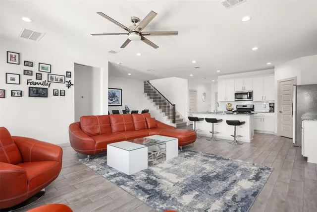 Popular Lago Mar Pod 3 Sec 2 Real Estate