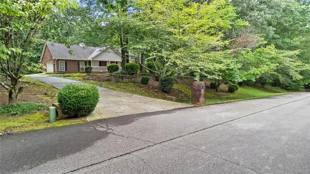 Popular Justin Estates Real Estate