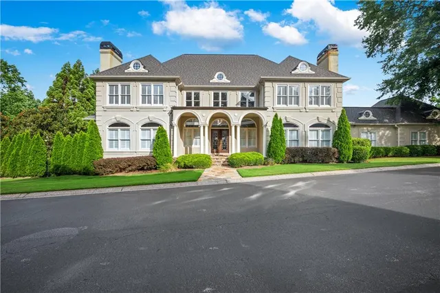 Popular The Gate at Vinings Real Estate