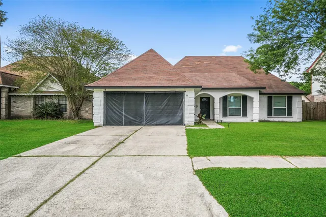 Expensive Foxwood Sec 04 Real Estate