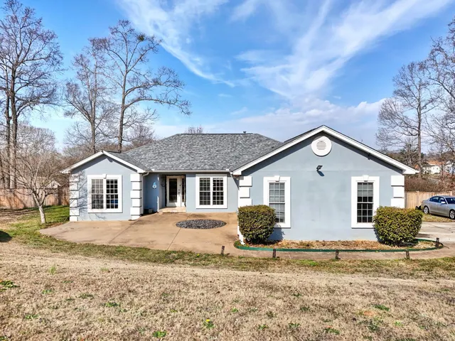 Popular EZ Heights Real Estate