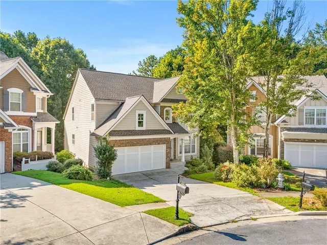 Expensive Thornhill Commons Real Estate