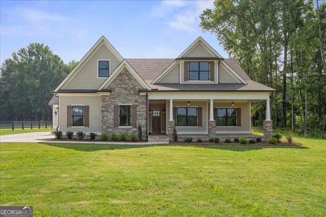 Popular Lake Varner Landing Real Estate