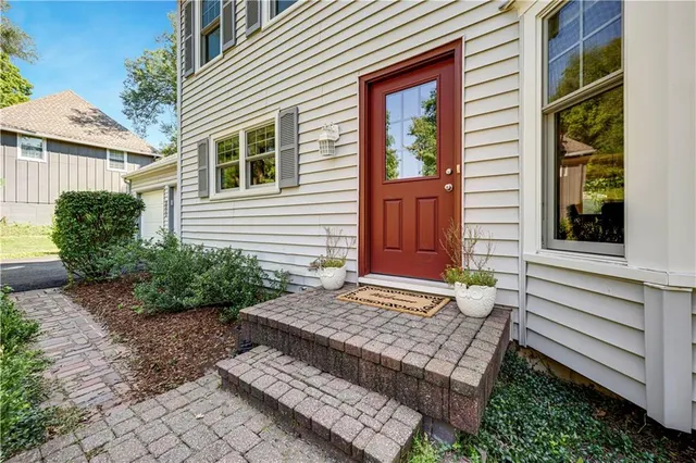Popular Grasmere Acres Real Estate