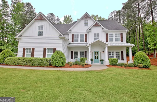 Popular Woodchase Real Estate