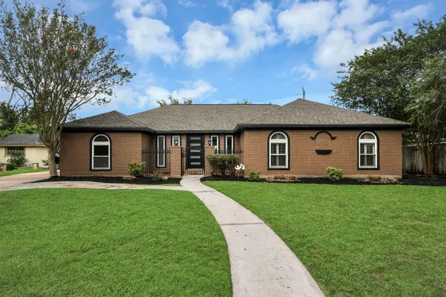 Popular Inwood Forest Sec 15 Real Estate