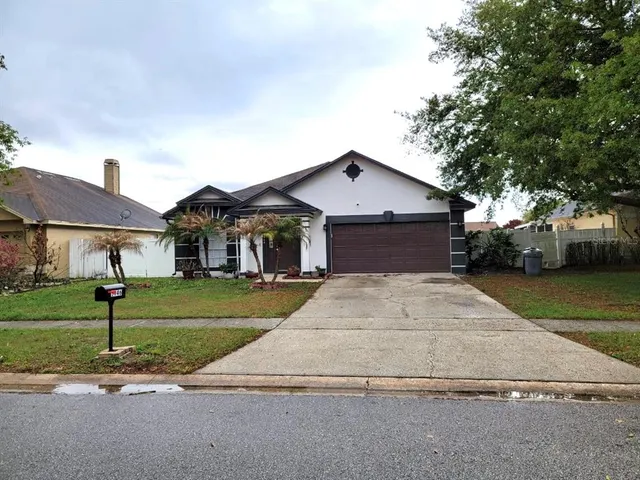 Popular ROYAL MANOR ESTATES Real Estate