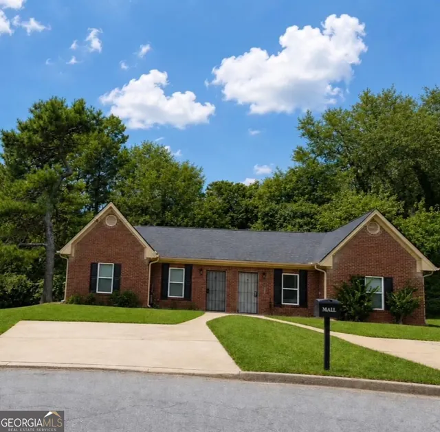 Popular Yorktowne Real Estate