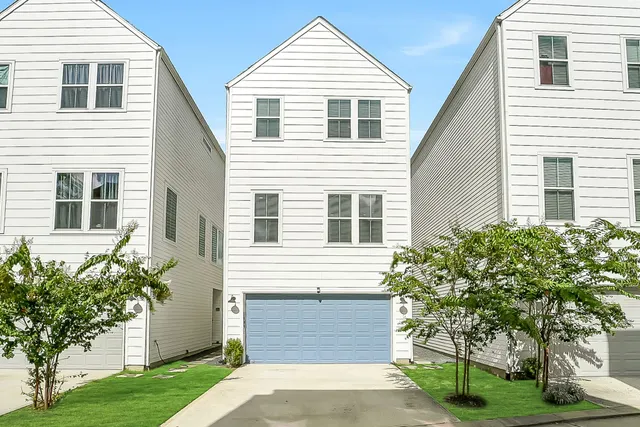 Popular Bauer Grove Real Estate