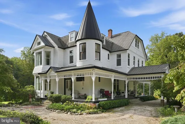 Expensive Harwood Real Estate