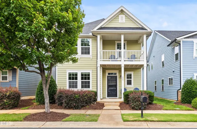 Popular Lakestone Village Real Estate