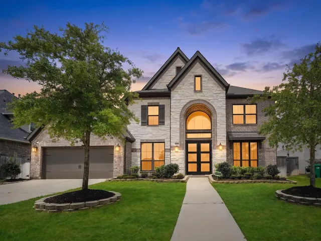 Popular Candela Sec 8 Real Estate