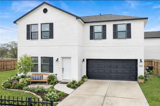 Popular Estates of Laura Koppe Real Estate