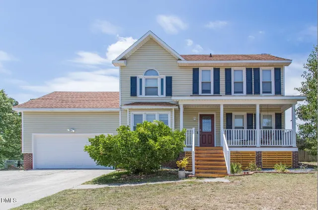 Popular Stoney Creek Manor Real Estate