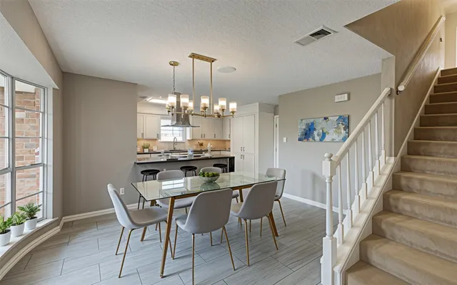 Popular Oakbrook West Sec 03 Real Estate