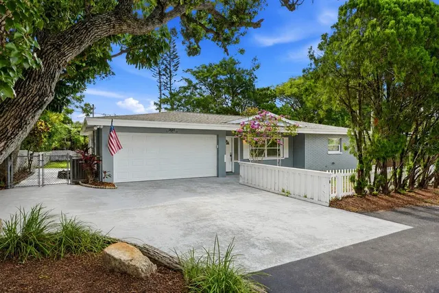 Expensive CLEARVIEW HEIGHTS Real Estate