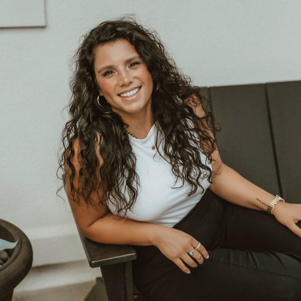 Stefania Earnhardt Photo