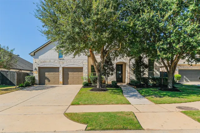 Popular Harvest Green Sec 9 Real Estate