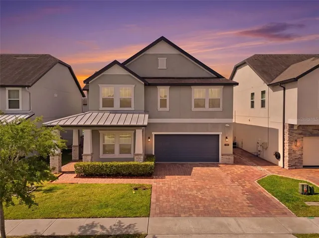 Popular HERITAGE OAKS Real Estate