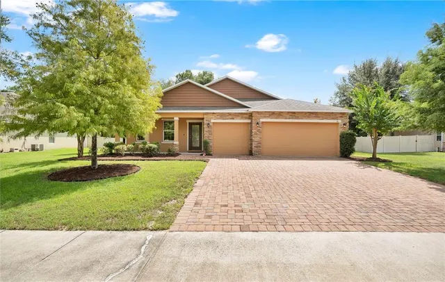 Cheap NORTH RIDGE Real Estate