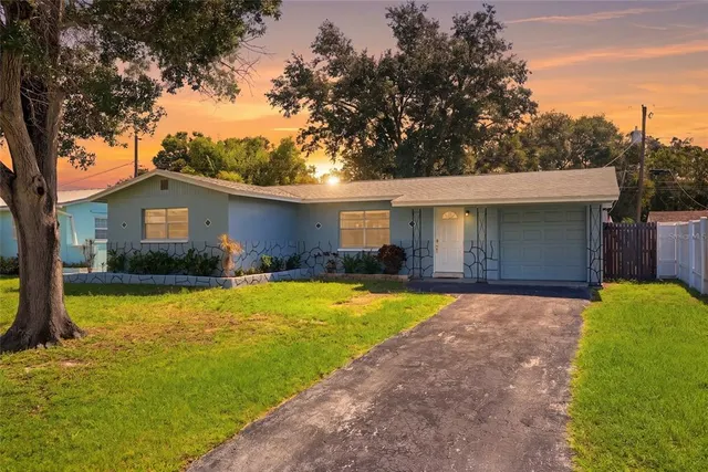 Popular GREENDALE ESTATES Real Estate
