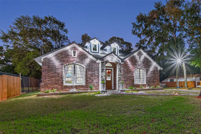 Popular OSCAR TURNER Real Estate