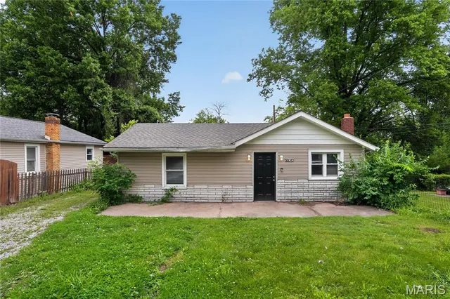 Popular Chambers Park Real Estate