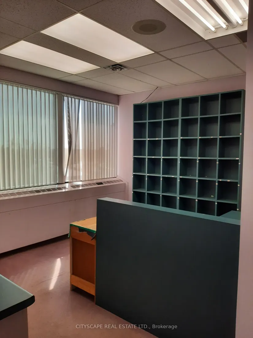 2065 W Finch Avenue W # 305, Toronto, ON, M3N 2V7 - Photos, Videos & More!