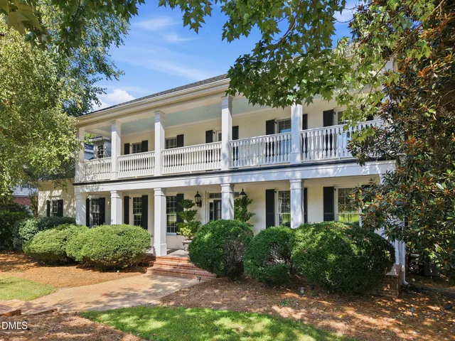 Popular Grenadier Real Estate