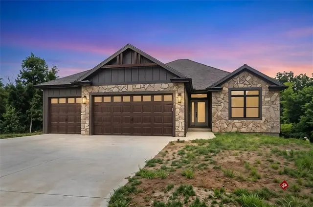 Popular The Vintage Real Estate