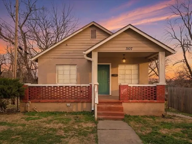 Popular Oakwood Real Estate