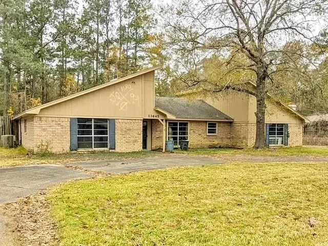 Cheap River Oaks Real Estate