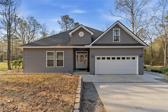 Popular Vandale Place Real Estate