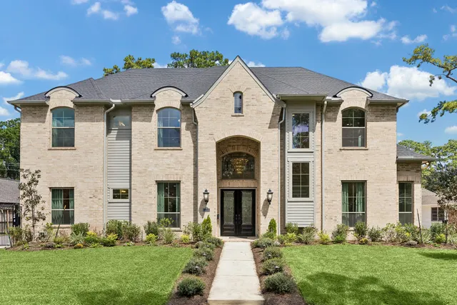 Popular Frostwood Real Estate