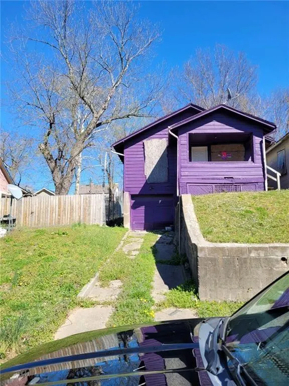 Cheap Parkwood Real Estate