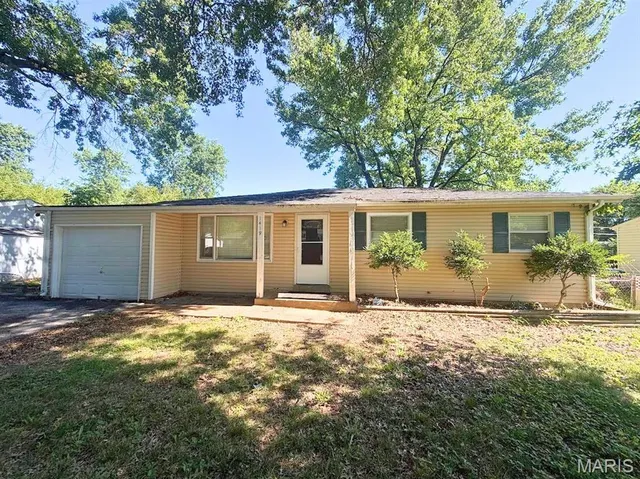 Popular Broadlawns 6 Real Estate