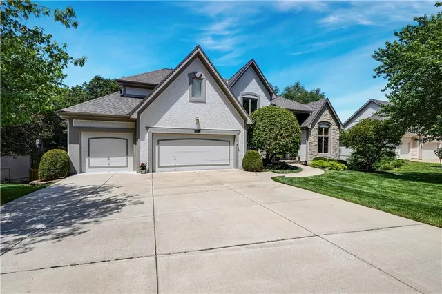 Expensive Forest Park Estates Real Estate