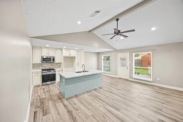 Popular Country Briar 3 Real Estate
