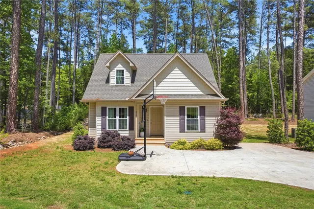Popular Singing Pines Real Estate