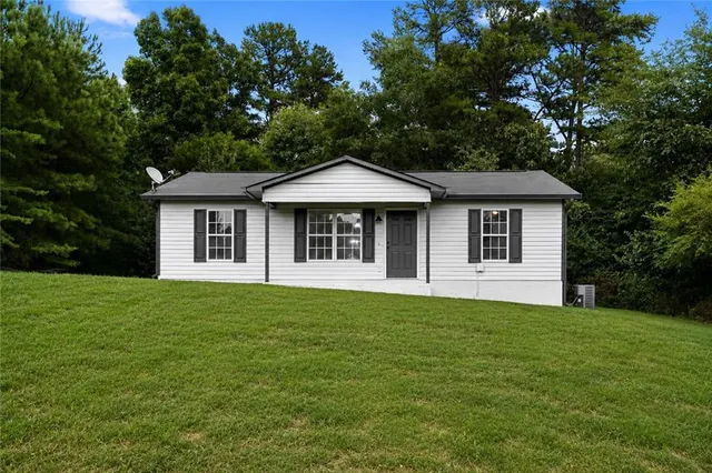 Popular Hall Estates Real Estate