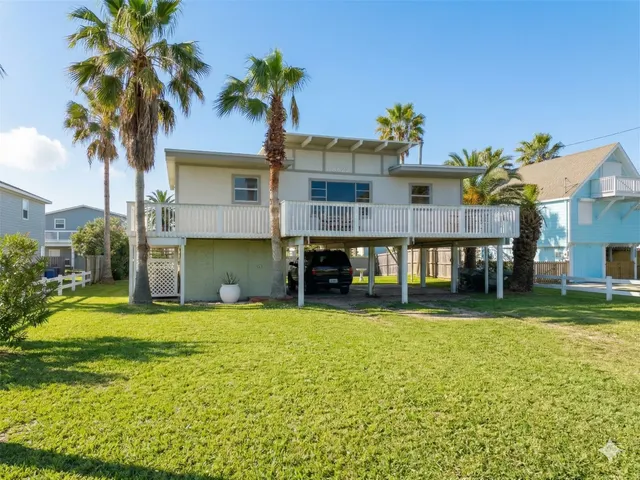 Popular Jamaica Beach 9 Real Estate