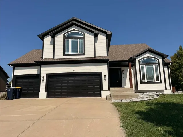 Expensive Auburndale Estates Real Estate