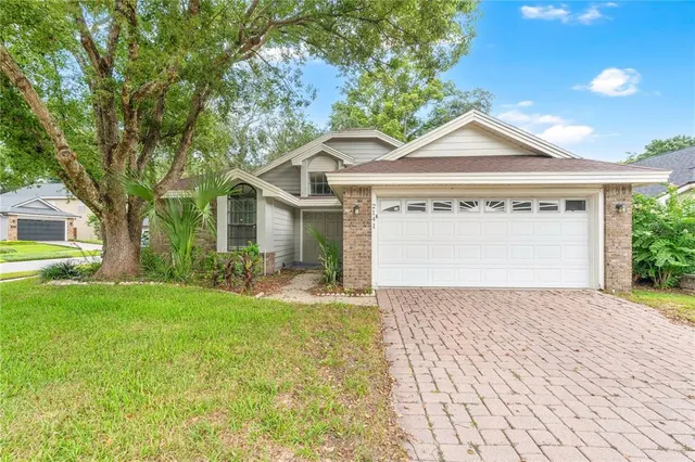 Popular OAKS WEKIWA Real Estate