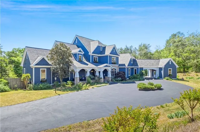 Popular MONTGOMERY SHORES Real Estate